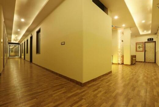Hotel Plazzo New Delhi Bagian luar foto